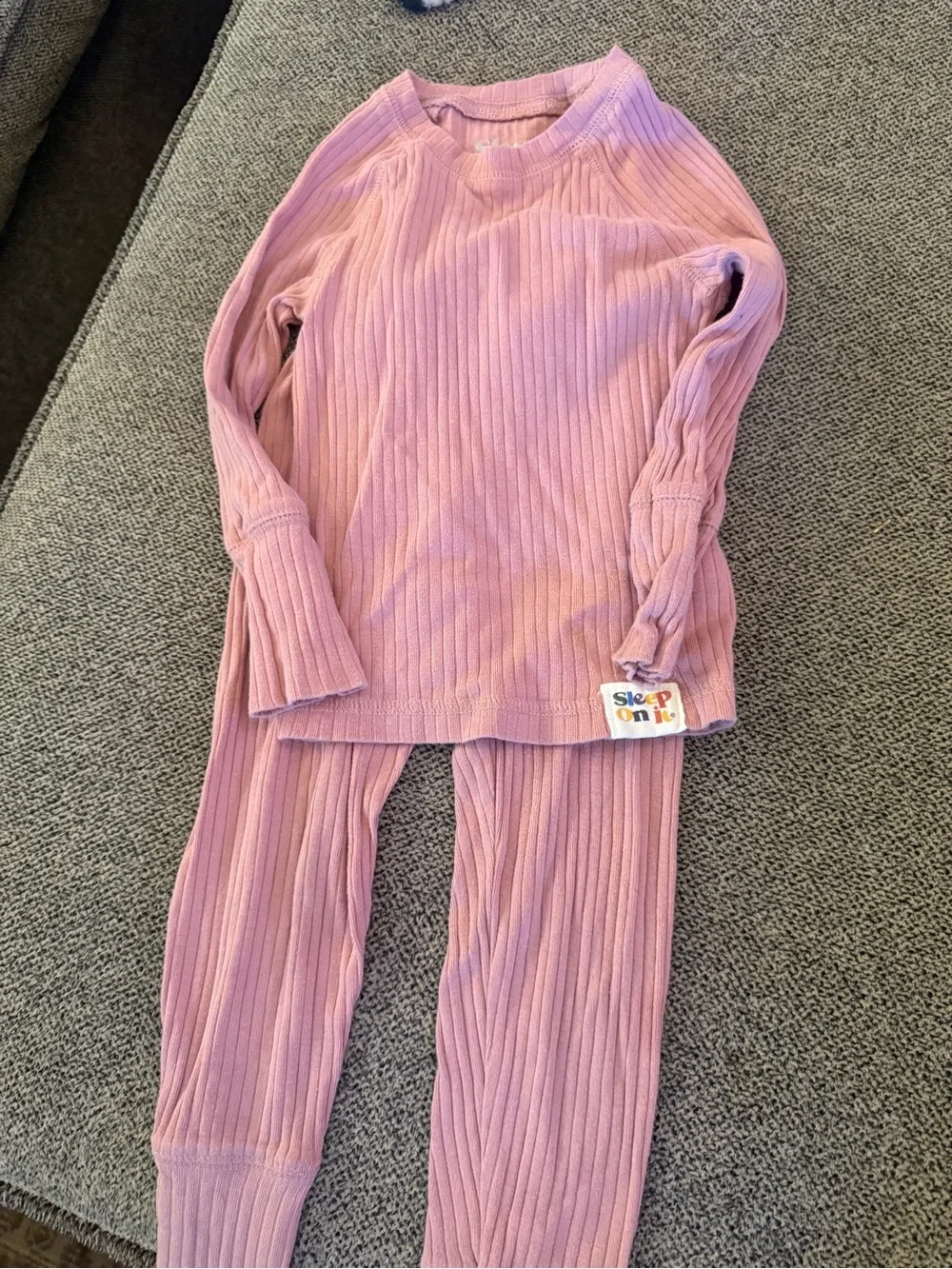Sleep On It Girls' Ribbed Pink Pajama Set